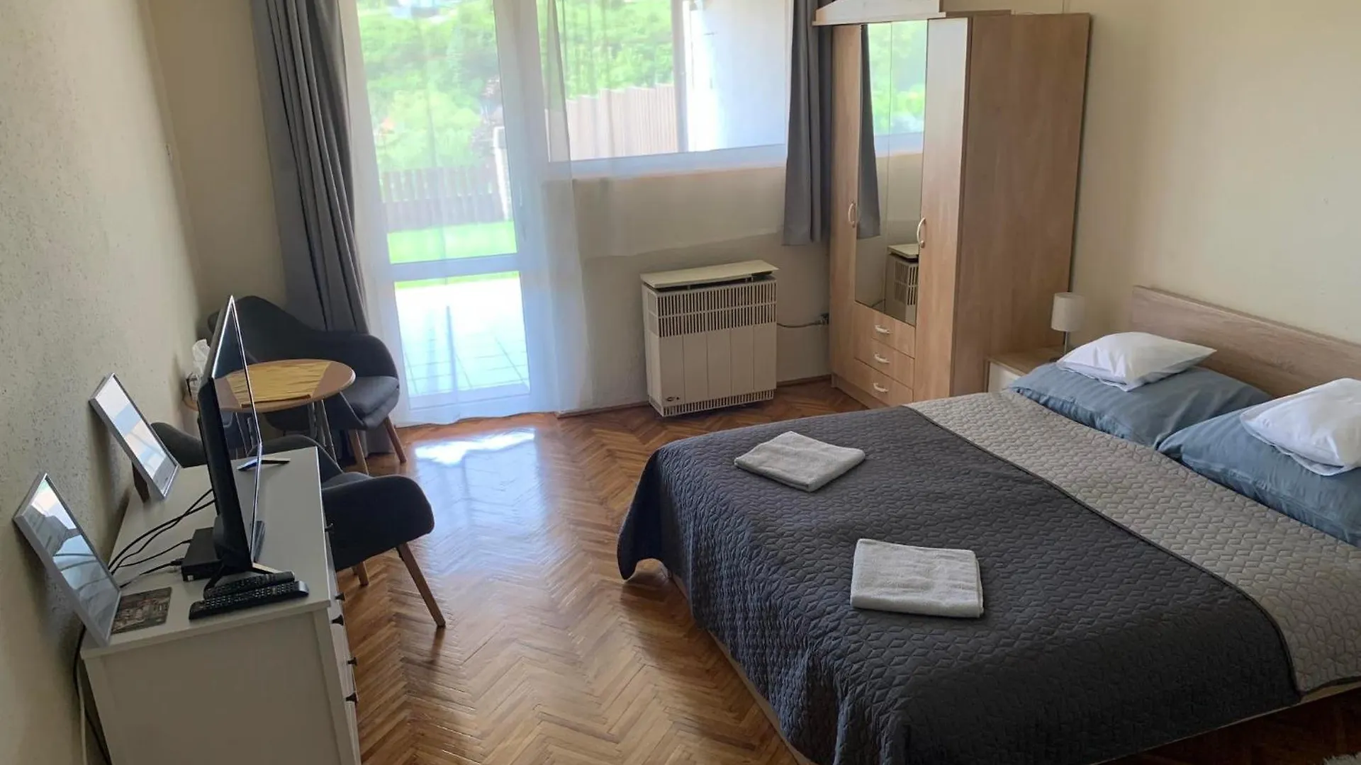 Szepasszonyvoelgyi Apartman Erlau Ungarn